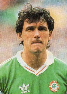 	Tony Cascarino 	